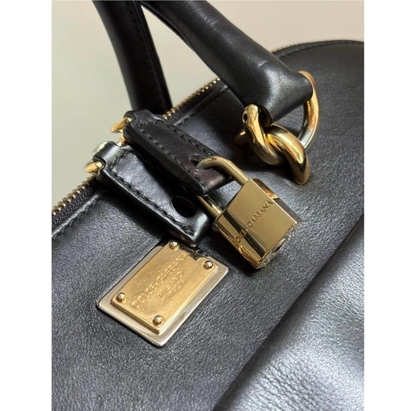 Rare Dolce & Gabbana Dome Black Leather Handbag - with lock and keys! - Picture 3 of 12